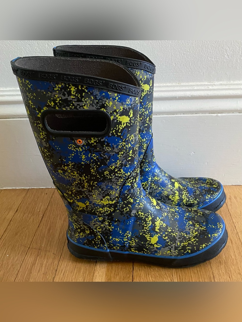 BOGS Rain Boots Youth 5 Black Blue Green Gray Splatter Print Pull On Rubber